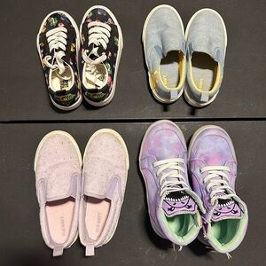 10C and 11C KIDS SNEAKER BUNDLE
USED